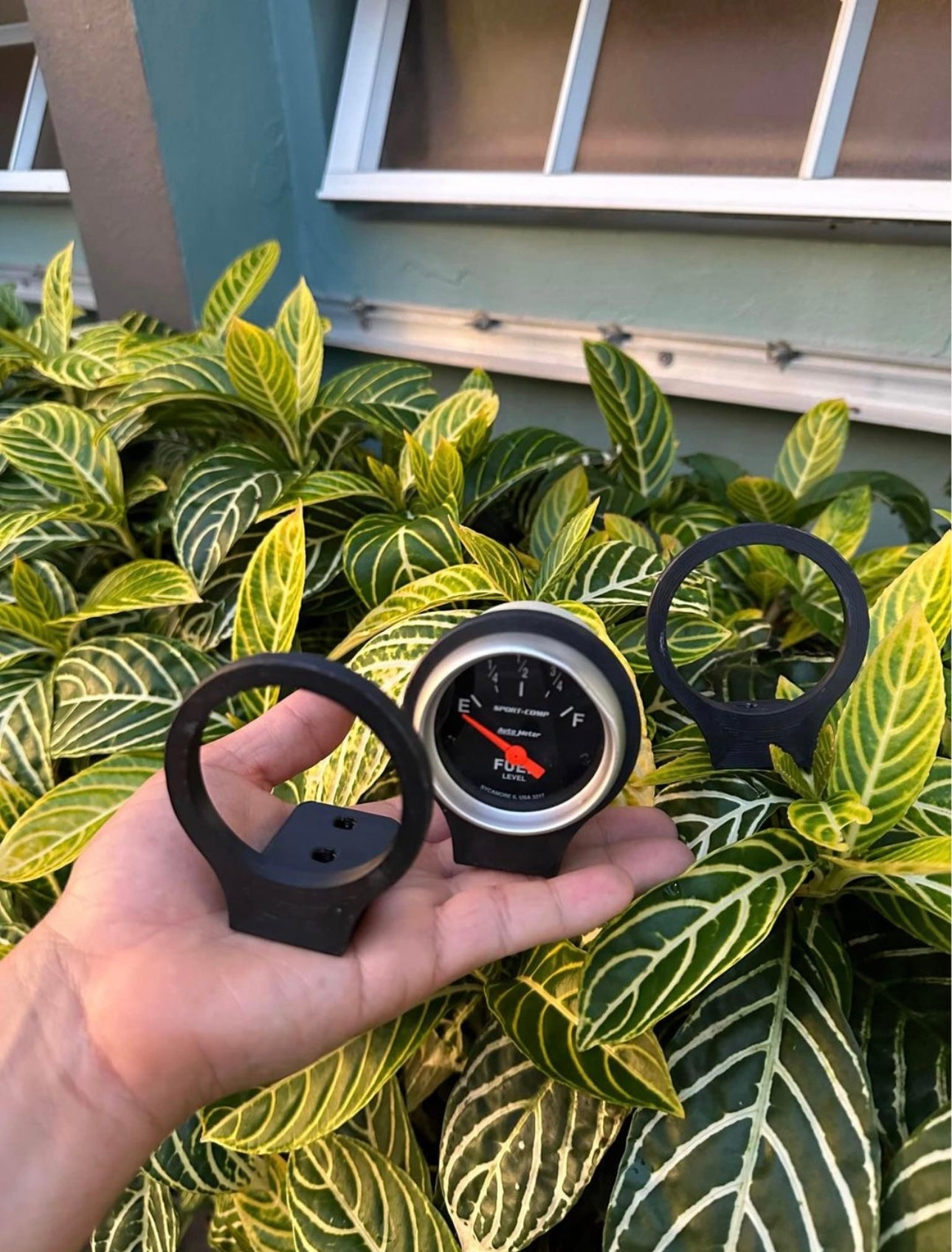 Premium Universal 90° Mount